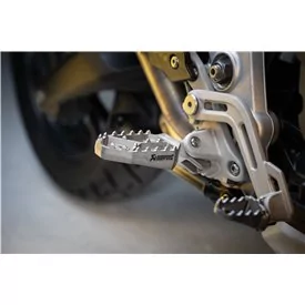 Akrapovic Triumph Tiger 800 XC F-T12T1