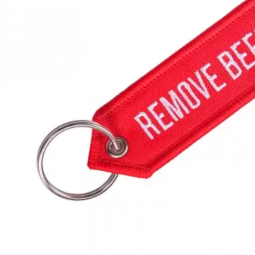 Llavero Remove Before Flight