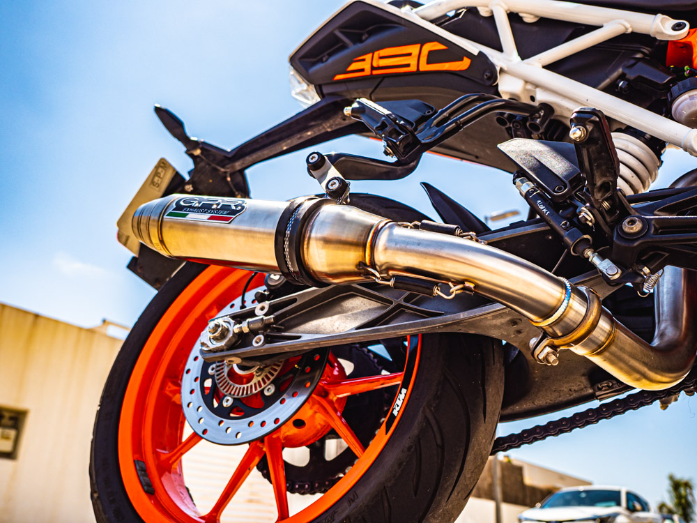 KTM DUKE 390 RC390 2017~ AKRAPOVIC アクラポヴィッチ カーボン